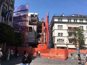 Die Abrissarbeiten am Kapellplatz haben begonnen. (Bild: Marc Benedetti (Luzern, 28. August 2018))