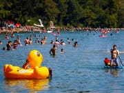 Ein heisser und sonniger Sommer geht diesen Freitag zu Ende. (Bild: KEYSTONE/VALENTIN FLAURAUD)