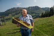 Niklaus Schmid will die historische Standseilbahn von Heiligkreuz nach First wieder aufbauen. Bild: Dominik Wunderli (Heiligkreuz, 28. August 2018)