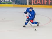 In der Champions League am Donnerstag rstmals im Dress der ZSC Lions: Neuzuzug Denis Hollenstein (Bild: KEYSTONE/ALADIN KLIEBER)