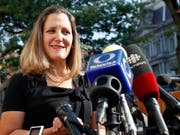 Die USA und Kanada sind zuversichtlich, die Verhandlungen um eine Neufassung des Freihandelsabkommens Nafta bald abschliessen zu können. Kanadas Aussenministerin Chrystia Freeland (Bild) betonte die Kompromissbereitschaft Mexikos. (Bild: KEYSTONE/AP/JACQUELYN MARTIN)