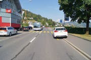 Blick auf die Unfallstelle in Unterägeri. (Bild: Zuger Polizei)