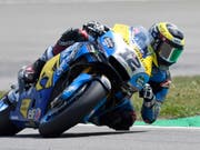Tom Lüthi musste sich auch am ersten Trainingstag in Brünn mit einer Position im hintersten MotoGP-Ranglistenviertel begnügen (Bild: KEYSTONE/AP/JENS MEYER)