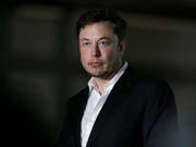 Bezeichnete einen der Retter des in einer Höhle eingeschlossenen thailändischen Fussball-Teams auf Twitter wiederholt als «Pädophilen»: Tesla-Chef Elon Musk. (Bild: KEYSTONE/AP/KIICHIRO SATO)