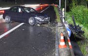 Fahrzeugheck auf regennasser Fahrbahn ausgebrochen: Beim Selbstunfall auf der A14 gab es lediglich Sachschäden. (Bild: PD)