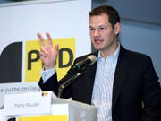 Im Visier der Staatsanwaltschaft: Der Genfer Staatsrat und Regierungspräsident Pierre Maudet (FDP), hier bei seiner Grussadresse an die Delegierten der BDP am vergangenen Samstag in Genf. (Bild: KEYSTONE/MARTIAL TREZZINI)