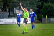 Schiedsrichter Sascha Büsch während der 3.-Liga-Partie St. Otmar gegen Gossau II.(Bild: Michel Canonica )