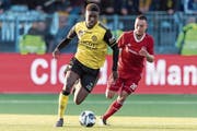 Tsiy William Ndenge (links) spielte in der niederländischen Ehrendivision bei Roda Kerkrade. (Bild: Gerrit van Keulen/Imago (Almere, 10. Mai 2018)