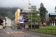 Der Brand ereignete sich auf der Baustelle der Überbauung «Der Turm». (Bild: Philipp Zurfluh, Altdorf, 31. August 2018)