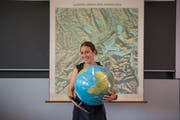 Ist zugleich Kantilehrerin und Praktikantin als Geografin: Käthi Burkart. (Bild: Roger Grütter; Luzern, 20. August 2018)