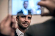 Die von ihm im Jahr 2008 gestohlenen Daten beschäftigen das Bundesgericht weiterhin: Ex-Bankmitarbeiter Hervé Falciani. ((Bild: Jean-Philippe Ksiazek/AFP (Divonne-les-Bains, 28. Oktober 2015))