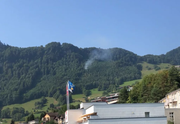 Die Absturzstelle liegt oberhalb von Hergiswil in einem Waldstück (Bild: Radio-Pilatus-Hörer Daniel)