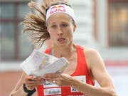 Judith Wyder, die schon am Samstag im Einzel eine Medaille holte, rettet mit Abschnitts-Bestzeit der Schweiz die Silbermedaille in der Sprint-Staffel (Bild: KEYSTONE/SWISS ORIENTEERING/REMY STEINEGGER)