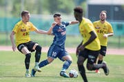 Dribbelstark und Torschütze zum entscheidenden 3:1: FCL-U21-Mittelfeldspieler Lorik Emini gegen Bassecourt im Leichtathletik-Stadion. (Bild: Pius Amrein (Luzern, 5. August 2018)