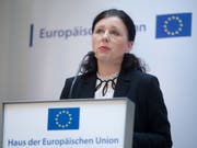 «Wir wollen keine trojanischen Pferde»: EU-Justizkommissarin Vera Jourova. (Bild: KEYSTONE/APA/APA/GEORG HOCHMUTH)