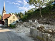 Nur noch Mauerreste und Kies erinnern an das einst geschützte Bauobjekt. (Bild: Andrea Häusler)