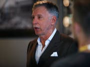 Stan Kroenke, in der NBA Besitzer der Denver Nuggets, will nun bei Arsenal alleiniger Eigentümer werden (Bild: KEYSTONE/AP/DAVID ZALUBOWSKI)