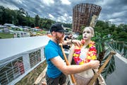 Mäsi von «Dr. Wagoon» bei der Arbeit an ihrem Piratenschiff. (Bild: Pius Amrein (Zofingen, 7. August 2018))