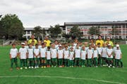 Ihre letzte Sommerferienwoche verbringen 50 Mädchen und Buben im Fussballcamp auf dem Ebnet. (Bild: Salome Bartolomeoli)