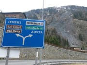 Vom Erdrutsch betroffen ist das Val Ferret in Italien am Fusse des Mont-Blanc-Massivs. (Bild: KEYSTONE/EPA/BENOIT GIROD)