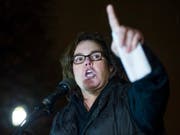 Die Emmy-Preisträgerin Rosie O'Donnell hat sich Protestierenden gegen die Politik von US-Präsident Trump vor dem Weissen Haus angeschlossen. (Bild: KEYSTONE/FR170079 AP/CLIFF OWEN)