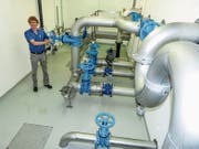 René Meier bei einem Kontrollgang im Reservoir «Brandfore» in Ettenhausen. (Bild: Kurt Lichtensteiger)