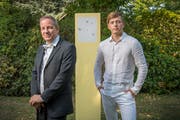 Alois Ruch (links) und Pascal Dörig als alter und junger Alexandre. (Bild: Urs Bucher)