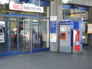 Ab Herbst 2019 wird der SBB-Ticketschalter in Buchs nicht mehr an diesem Standort sein. (Bild Armando Bianco