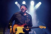 Er mixt Blues, Soul und Funk: Der US-Musiker Phil Gates spielt heute Abend am Splügenfest. (Bild: (Michel Canonica/Gossau/7. Juli 2018))
