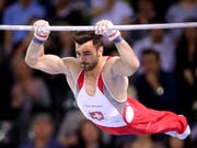 Oliver Hegi erreicht am Reck und auch am Barren den Gerätefinal (Bild: KEYSTONE/EPA/MIRCEA ROSCA)