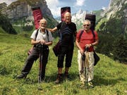 Die Musikanten Jürg Sonderer, Dieter Mattis (Mitte) und Edi Baumann sind Füchse als Zuhörer nicht gewöhnt. )Bild. pd)