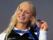 Maria Ugolkova nach der Siegerehrung in Glasgow mit der EM-Bronzemedaille (Bild: KEYSTONE/EPA/PATRICK B. KRAEMER)