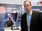 Patrick Lengwiler, der CEO des EV Zug, präsentierte an der Vorsaison-Medienkonferenz erneute schwarze Zahlen des Klubs (Bild: KEYSTONE/SALVATORE DI NOLFI)