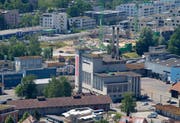 Blick auf das Areal der ehemaligen Cham Paper Group in Cham, das in den nächsten Jahren in ein Wohnquartier umgebaut werden soll. (Bild: Stefan Kaiser)