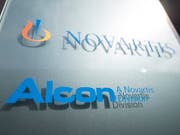 Die Novartis-Augenheiltochter Alcon schlägt ihre Zelte nach dem Börsengang in Genf auf. (Bild: KEYSTONE/URS FLUEELER)