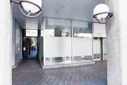 An der Bahnhofstrasse 21 in Zug eröffnet in rund zwei Wochen eine Filiale von «Fast & Chic». (Bild: Werner Schelbert (Zug, 11. September 2018))
