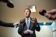 SVP Fraktionschef Thomas Aeschi informiert die Medien über die Beschlüsse der SVP-Fraktion zur Steuervorlage 2017 im Bundeshaus in Bern. (Bild: Alessandro della Valle/Keystone; 11. September 2018)