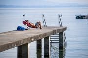 All jene, die heisses Sommerwetter lieben, kommen insbesondere am Mittwoch nochmals voll auf ihre Kosten. (Bild: Ralph Ribi)