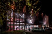 So präsentierte sich das Zentrum Gersag in Emmen am Eröffnungsabend von Le Théâtre. (Bild: Pius Amrein, 24. November 2017)