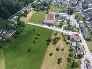 Auf der Parzelle «Braatewääg, Friesler» soll die neue Eschliker Sporthalle entstehen. (Bild: Olaf Kühne)