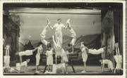 Die Ruswiler Jugendriege bei einer Turn-Aufführung im Jahr 1935. (Bild: PD)