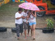 Der Taifun «Mangkhut» ist auf den Philippinen am Freitagabend (MESZ) auf Land getroffen. Er entfaltete Windgeschwindigkeiten von bis zu 205 Kilometern pro Stunde. (Bild: KEYSTONE/AP/AARON FAVILA)