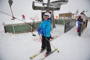 Kinder beim Skifahren auf Wizweli. (Archivbild: Corinne Glanzmann)