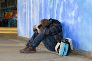 Schulsozialarbeiter kommen dann zum Einsatz, wenn Schüler, Eltern oder Lehrer Probleme haben. Bestenfalls schreiten sie bereits präventiv ein, bevor die Krisen akut werden. (Symbolbild: Fotolia)