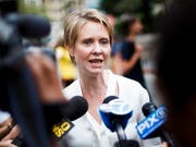 Muss ihre Ambitionen für das Bürgermeister-Amt von New York vorläufig begraben: «Sex and the City»-Serienstar Cynthia Nixon. (Bild: KEYSTONE/EPA/JUSTIN LANE)