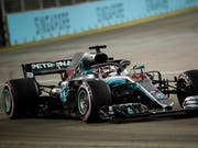 Lewis Hamilton ist unter Flutlicht in Singapur der Trainingsschnellste (Bild: KEYSTONE/EPA/FRANCK ROBICHON)