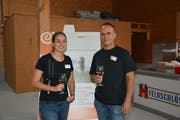 Geschäftsstellenleiterin Patrizia Egloff und Präsident Thomas Grob vom Energietal Toggenburg luden zum Dankeschönanlass. (Bild: Beat Lanzendorfer)