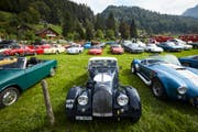 Die grosse Parade der Oldtimer: Als Einstimmung auf die Neuauflage des historischen Eigenthal-Rennens im September nächsten Jahres fuhren 100 historische Fahrzeuge von Luzern aus ins Eigenthal. (Bild: Jakob Ineichen (Holderchäppeli, 16. September 2018))