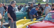 In Reih und Glied standen bei der 18. Historischen Verkehrsschau die schönsten Fahrzeuge aus vielen Epochen. (Bild: Ulrike Huber)