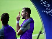 Der Weg nach oben wird noch beschwerlicher: Die Champions League wartet mit einigen Neuerungen auf (im Bild Portos Mittelfeldspieler Hector Herrera) (Bild: KEYSTONE/AP/MARTIN MEISSNER)